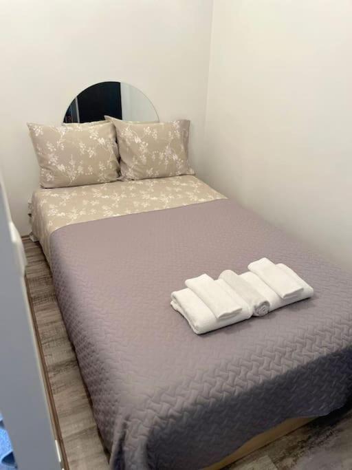 Cozy 1-bdroom In The Centre, Free Parking