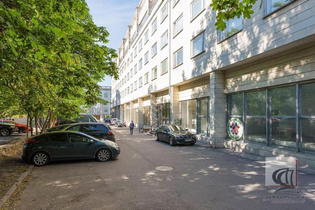 Cozy 1-bdroom In The Centre, Free Parking Apartamento *