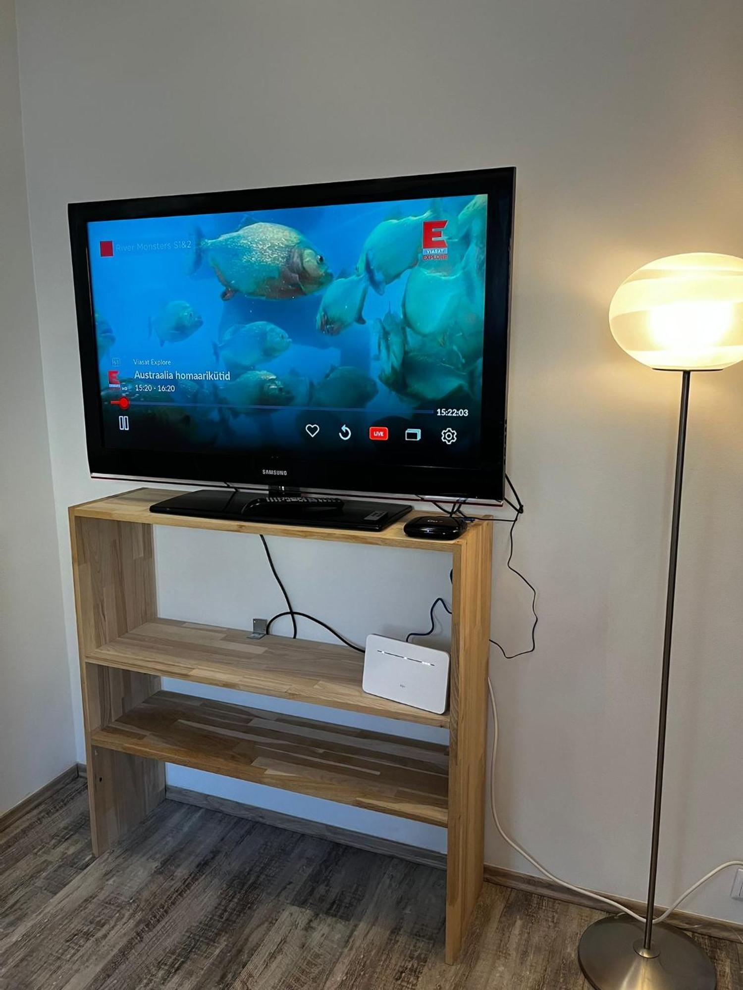 Cozy 1-bdroom In The Centre, Free Parking *
