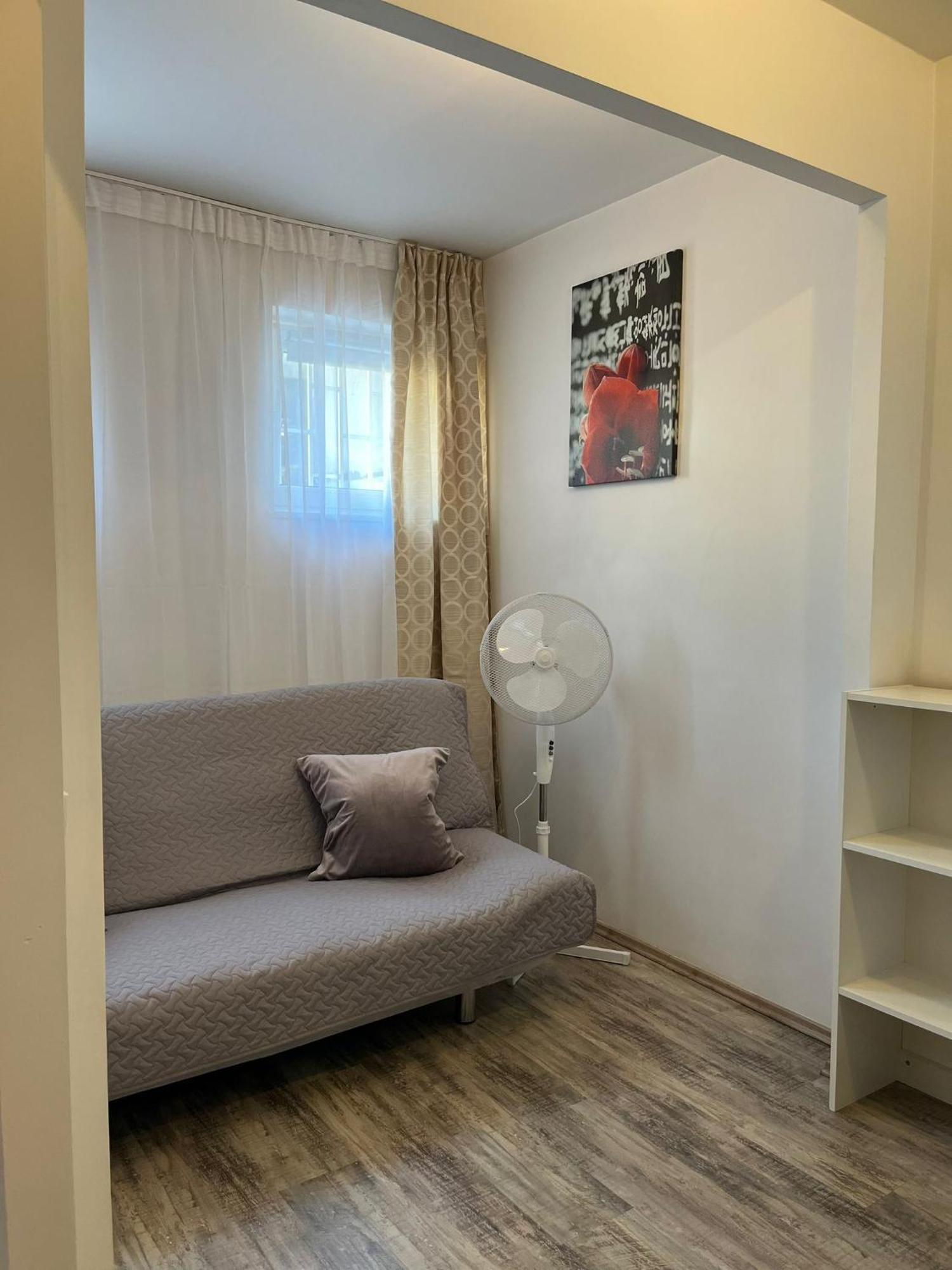 Leilighet Cozy 1-bdroom In The Centre, Free Parking *