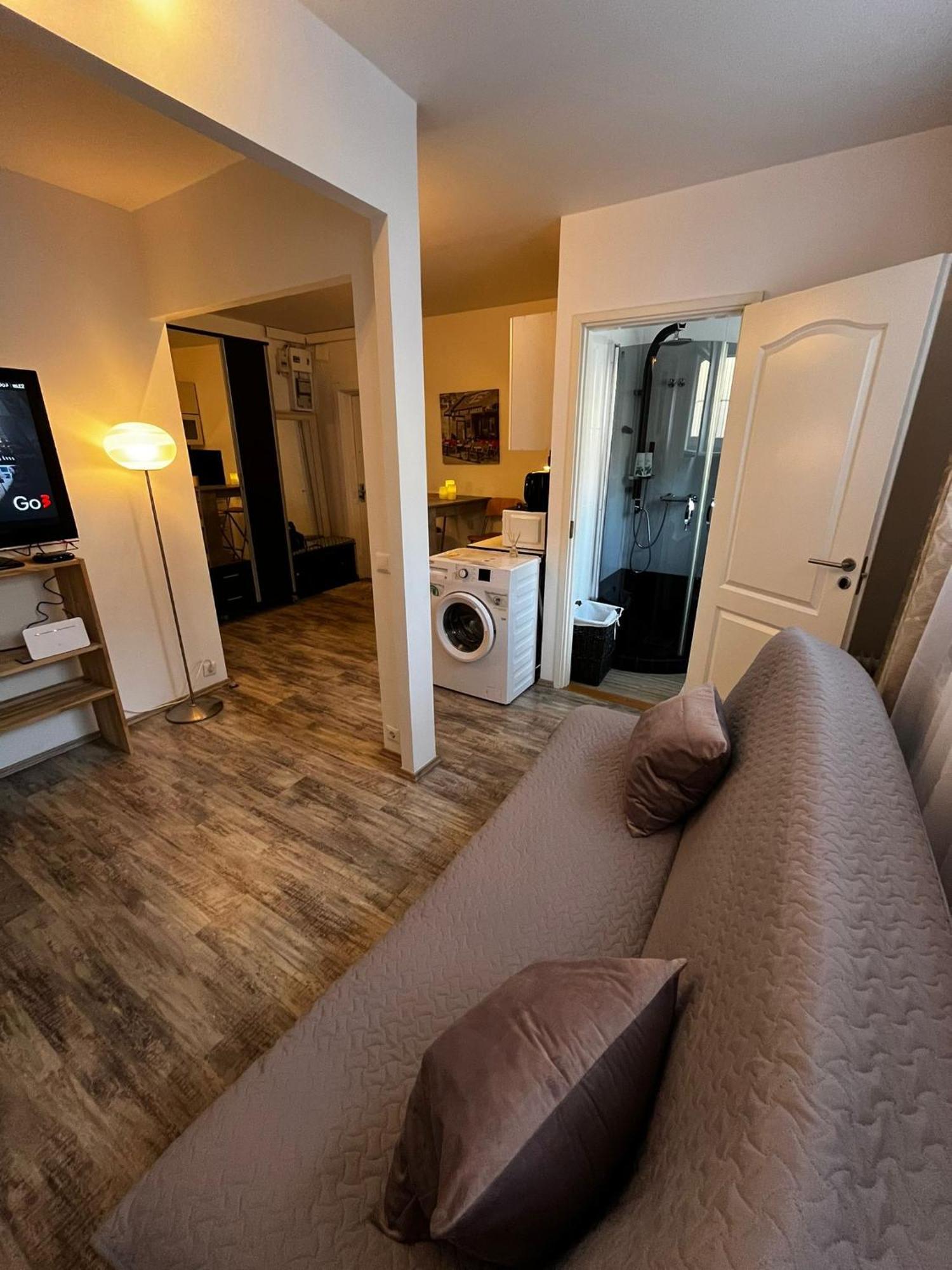 Leilighet Cozy 1-bdroom In The Centre, Free Parking